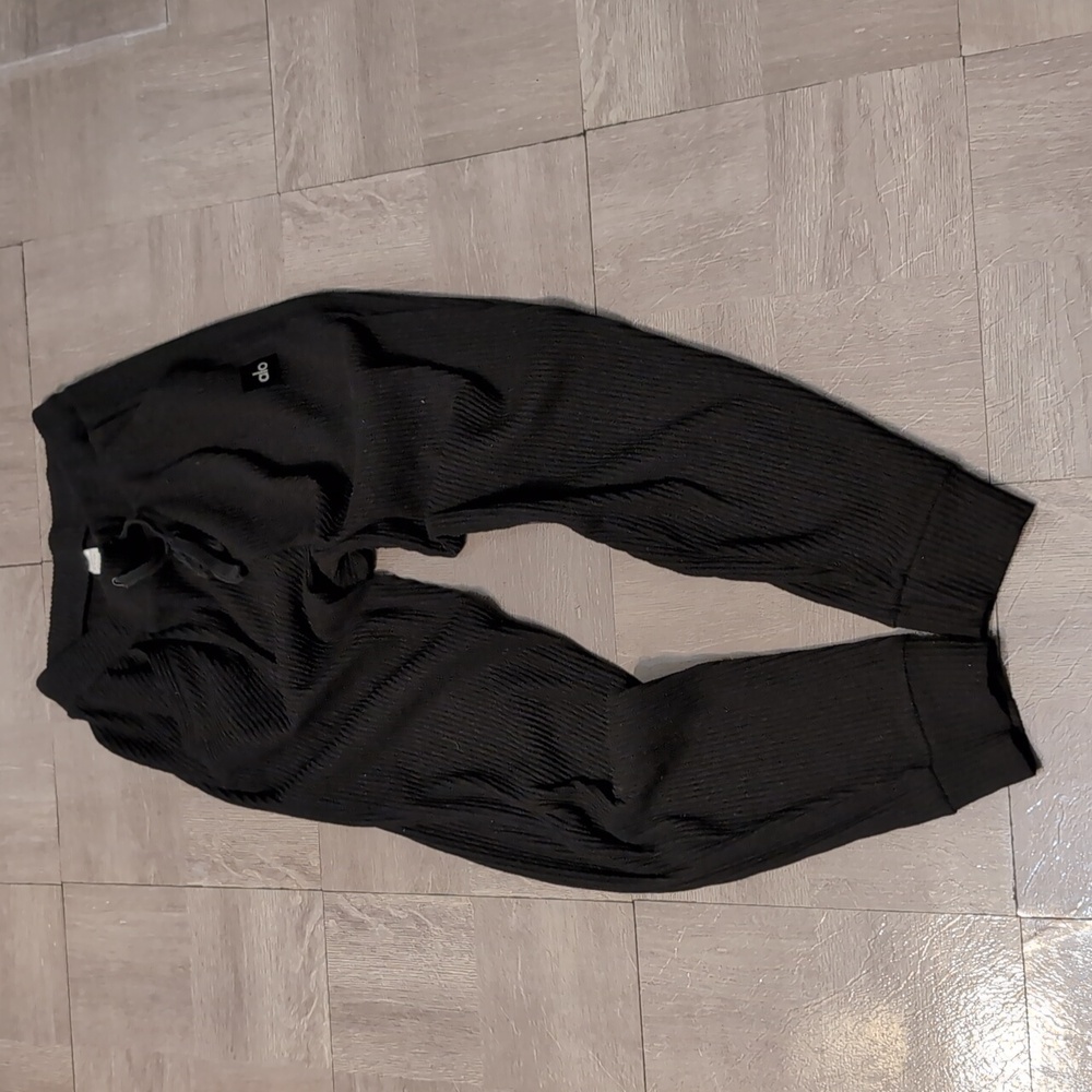Alo pants